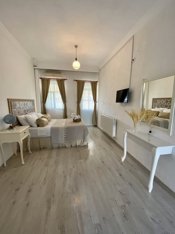 Alasonya Otel Alacati By Lamira