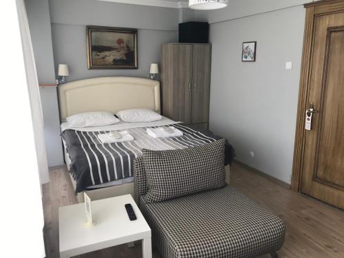 Gojis Apartments (to Make Arrangement For Check In Please Contact The Property At Least 5 Days In Advance)