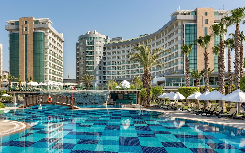 Sherwood Exclusive Lara All Inclusive (Also Known As Sherwood Breezes Resort) (20Km Away From Antalya)(No Men Only)