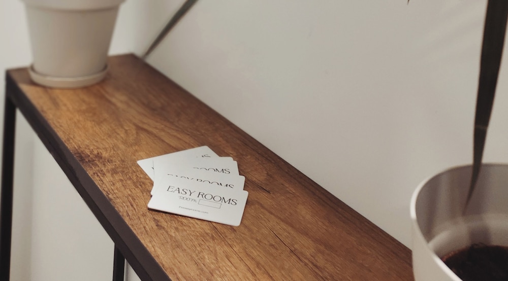 The Easy Rooms Terrace(contact To Property In Advance)