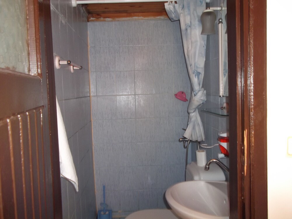 Selen Motel Side
