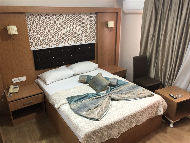 Grand Milan Hotel
