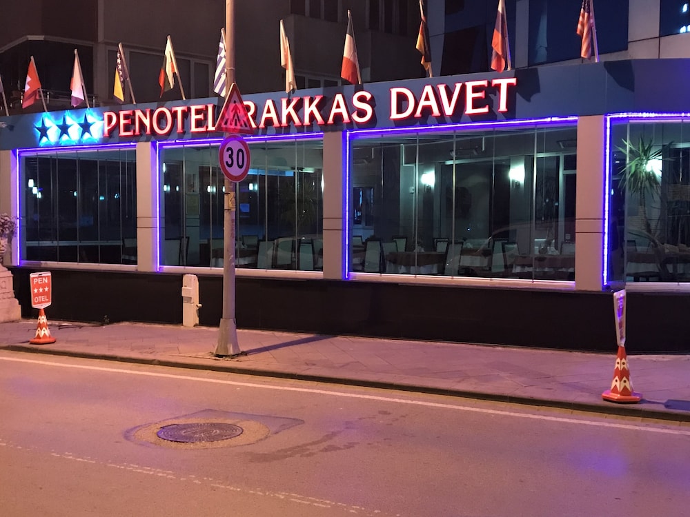 Pen Hotel (37 Km Away From Istanbul)