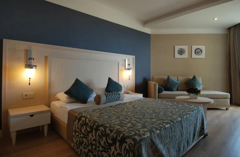 Seamelia Beach Resort Hotel And Spa Side (65 Km Away From Antalya)(Does Not Accept Men Only Bookings)