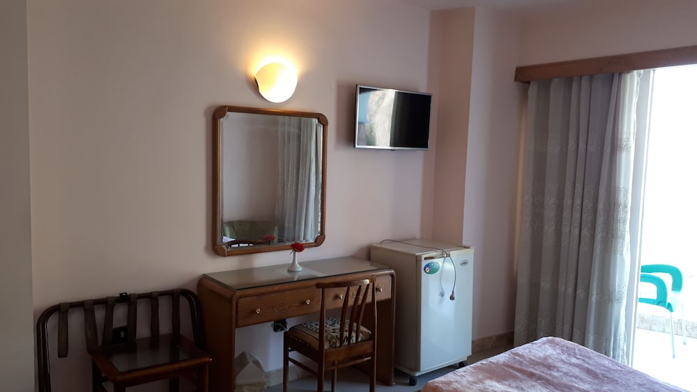 New Pola Hotel Luxor