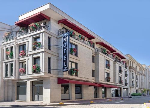 Lenus Hagia Sofia Hotel