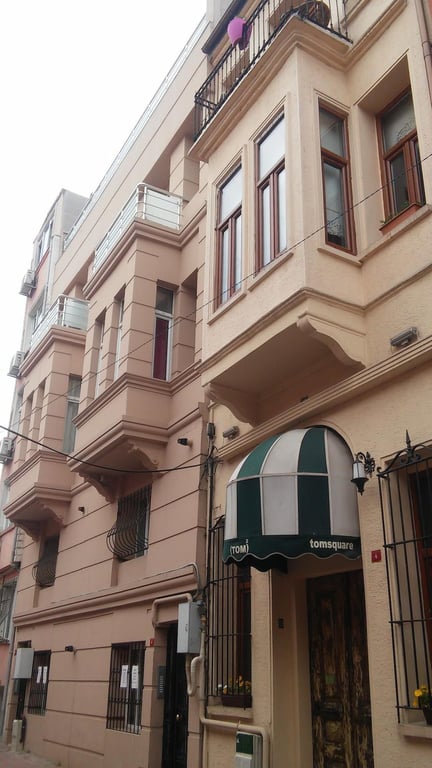 Tom Square Boutique Hotel