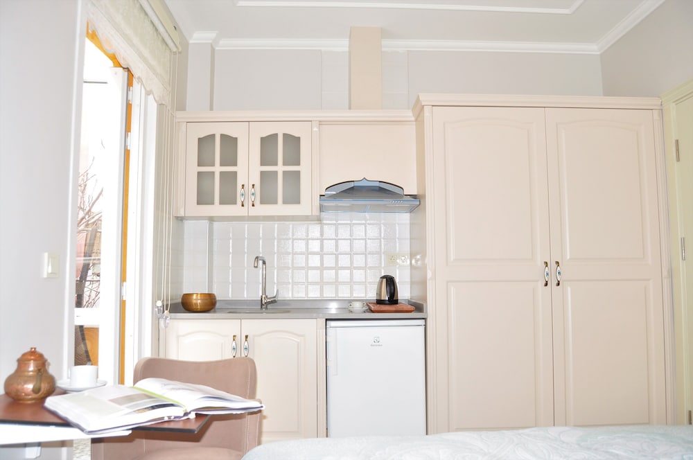Emil House Apart Hotel