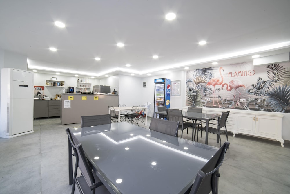Flamingo Residence