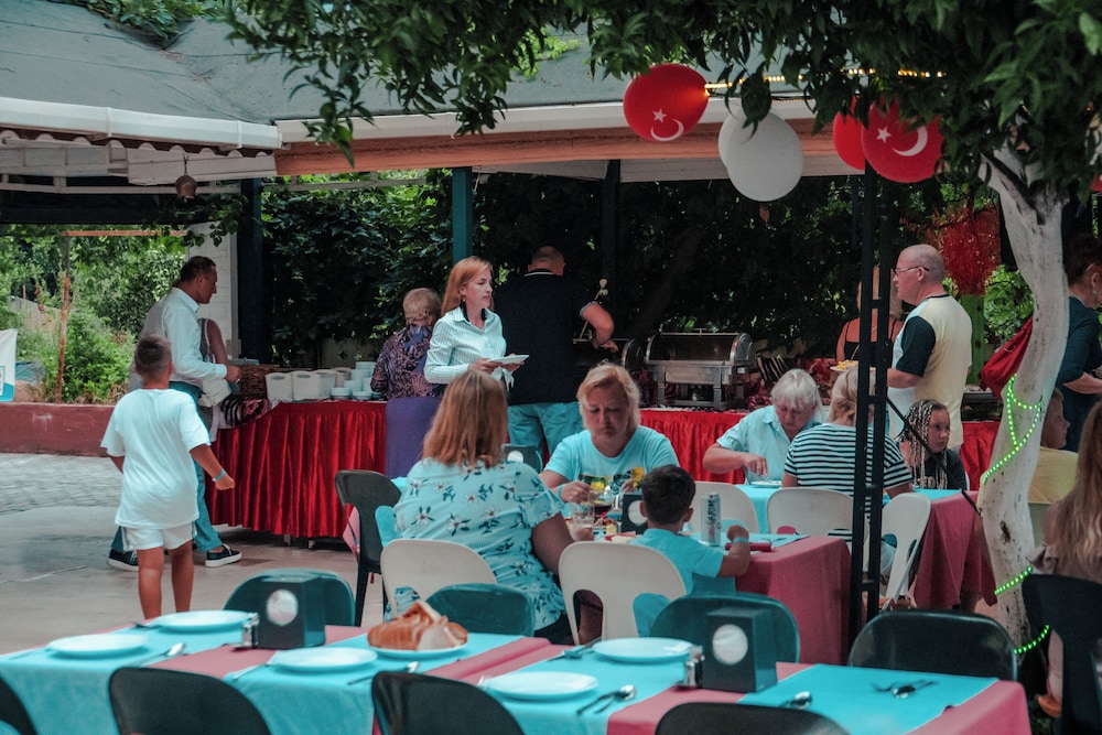 Marin Hotel (27km Away From Antalya)