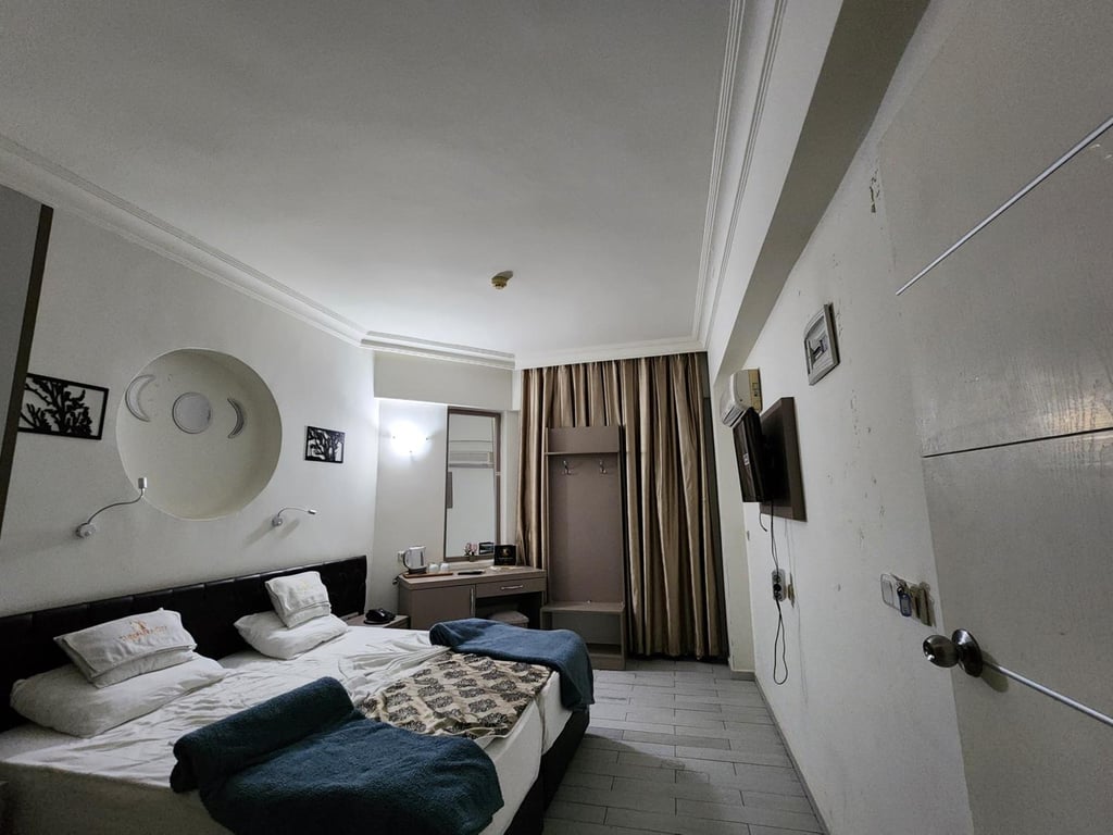 Cleopatra City Hotel (131 Km Away From Antalya)