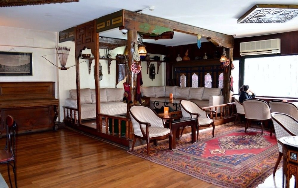 Ebru Hotel