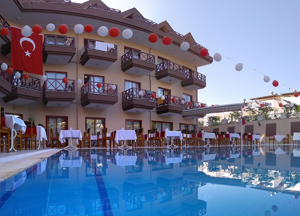 Himeros Beach Hotel(44Km Away From Antalya)