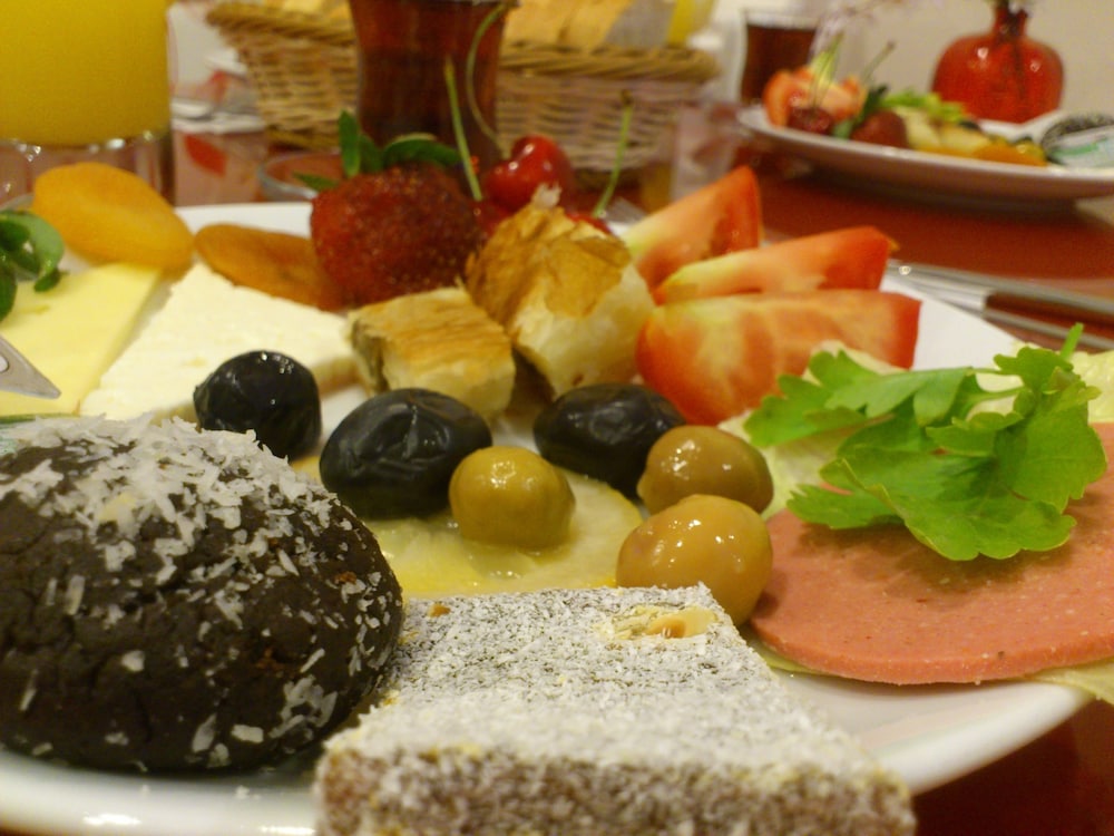 Pera Main Hotel