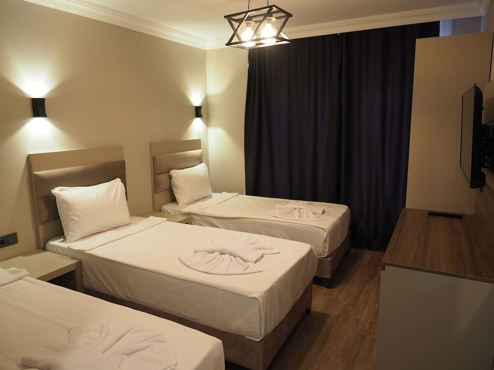 Zenia Otel
