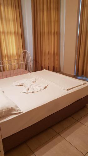 Isabella Apart Hotel