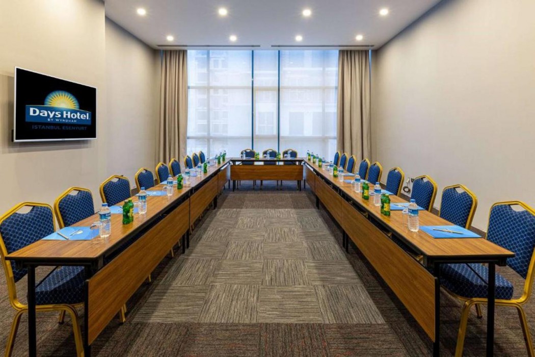 Days Inn And Suites By Wyndham Istanbul Esenyurt(also Known As Days Hotel By Wyndham Istanbul Esenyurt)