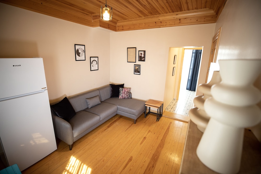 Cosa Mesken Zeyrek (no Front Desk)