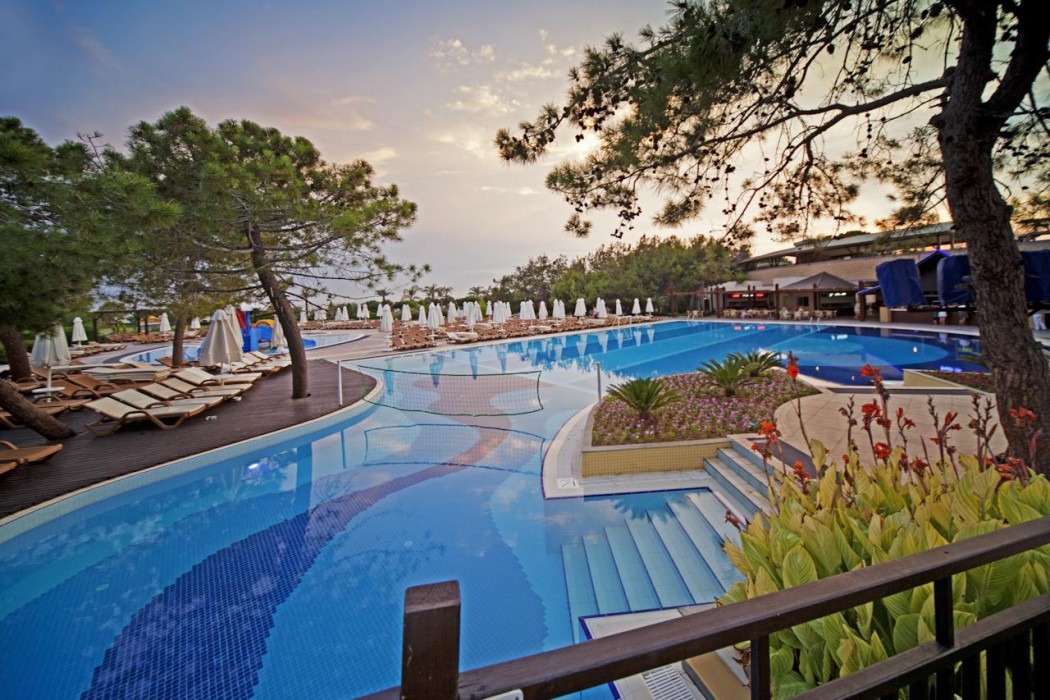 Sueno Hotels Beach Side (74Km Away From Antalya)