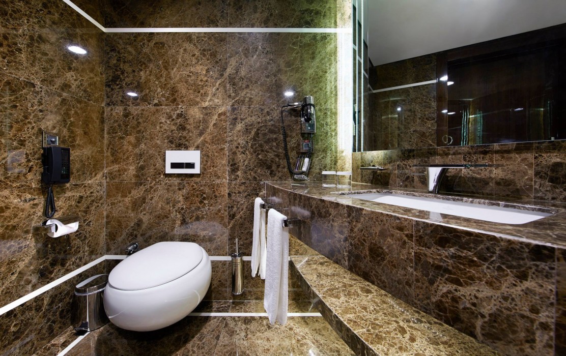 Doubletree By Hilton Istanbul Gayrettepe (Also Known As Doubletree By Hilton Istanbul Esentepe)(Formerly Biz Cevahir Hotel)