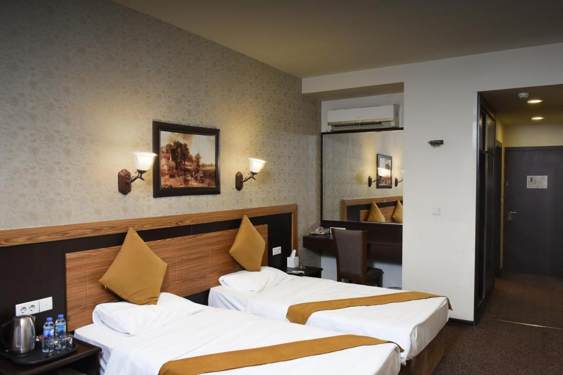 Asenappar Hotel