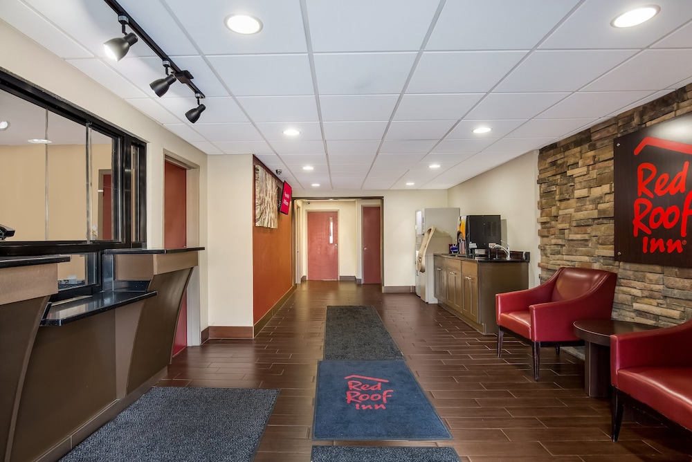 Red Roof Inn Allentown South (Formerly Known As Americas Best Value Inn)