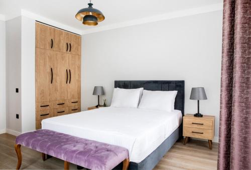 Mita Homes (no Front Desk)