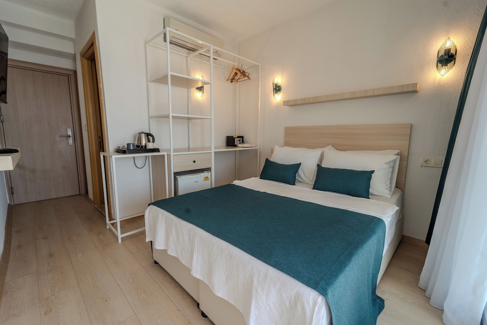Mia Hill Suites (Contact The Property In Advance)