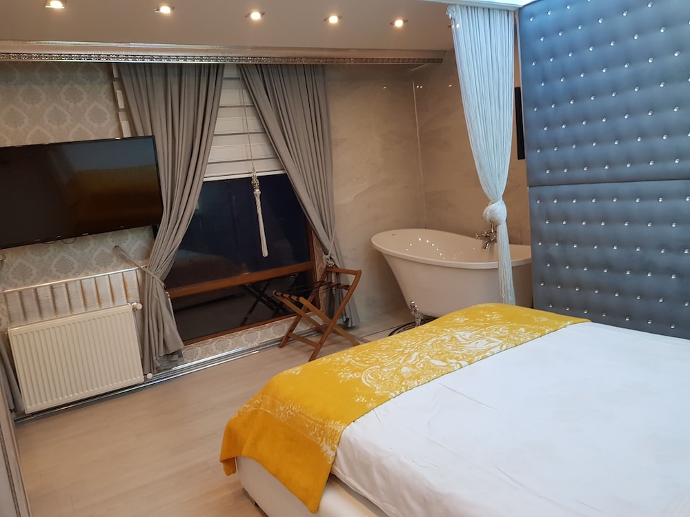 Ayder Doga Resort (48 Km Away From Ardesen)