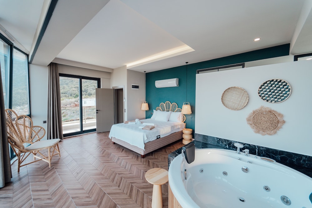 Fortunella Suites And Villas (112 Km Away From Antalya)