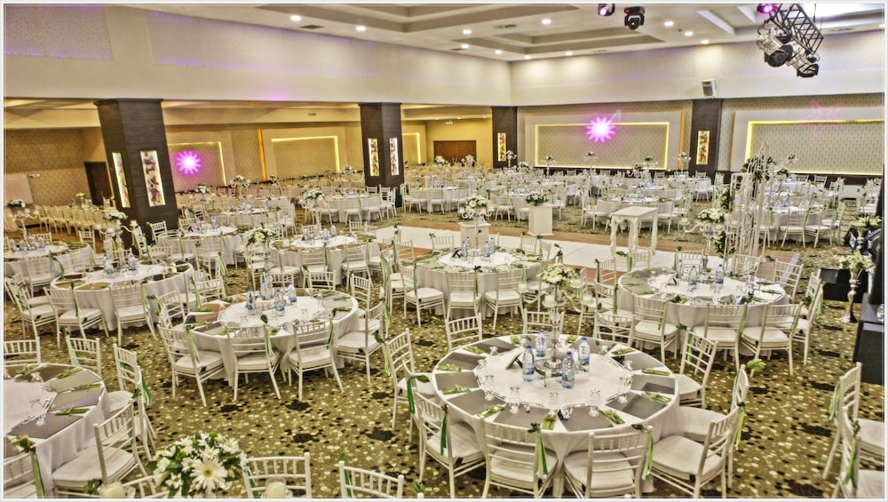 Grand Asya Hotel