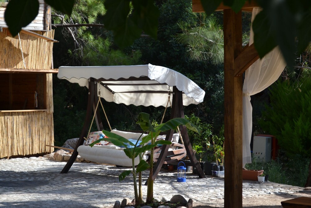 Chakra Beach Kabak