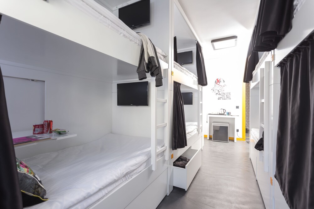 Inn 14 Hostel