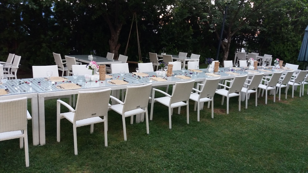 Dafne Hotel
