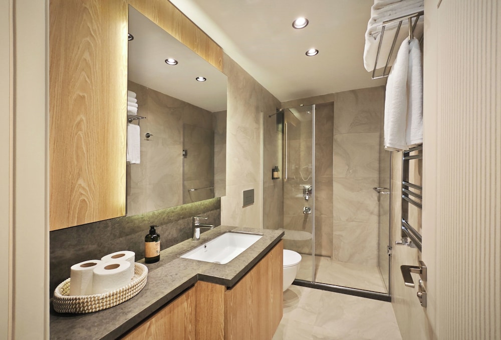 Marmada Suites