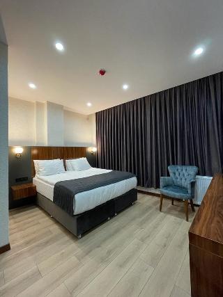 Med Airport Hotel (38 Km Away From Istanbul)