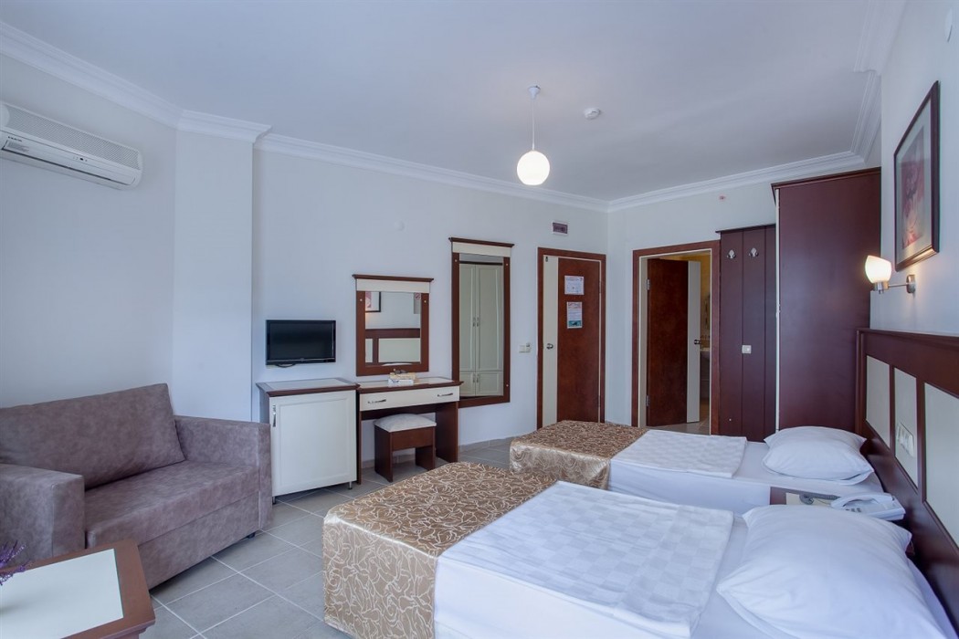 Kaila City Hotel