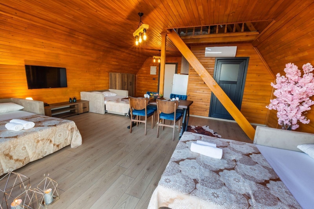 Galaxy Bungalov