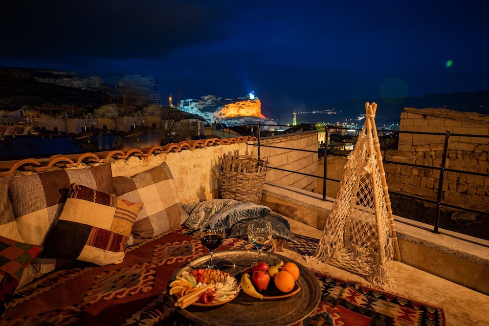 Zula Cave House