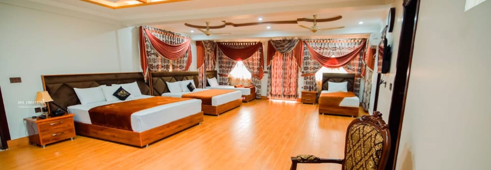 Khan Continental Hotel And Restaurant