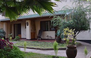 Villa 33