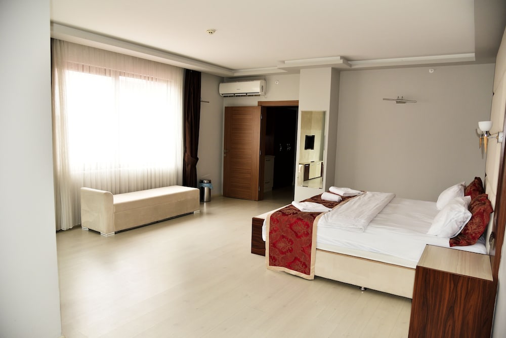 Cevaher Suit Otel