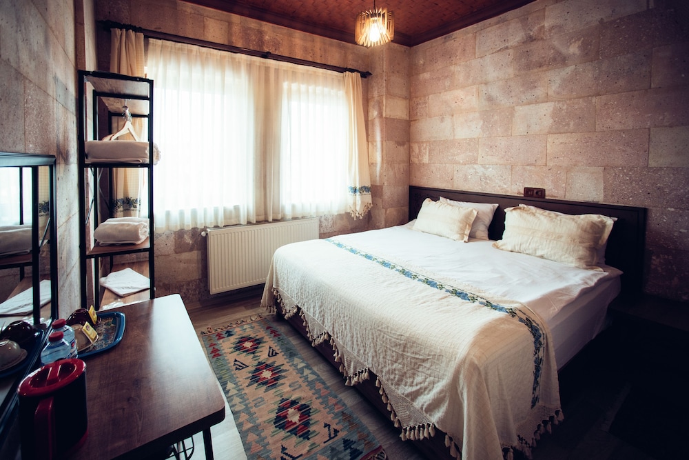 Azalea Terrace Cave Hotel(also Known As Azalea Terraca Hotel)