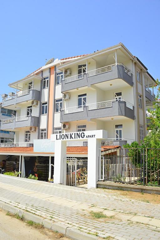 Side Leon Hotel (72km Away From Antalya)