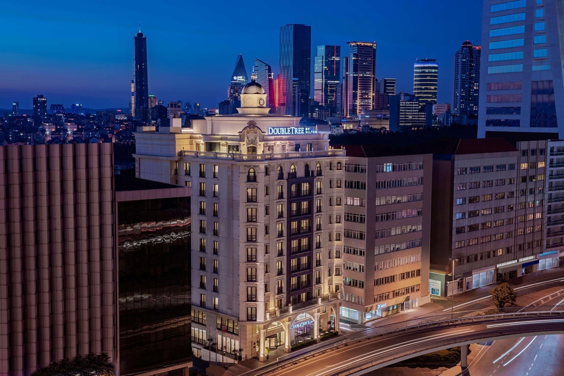 DoubleTree By Hilton Istanbul Gayrettepe