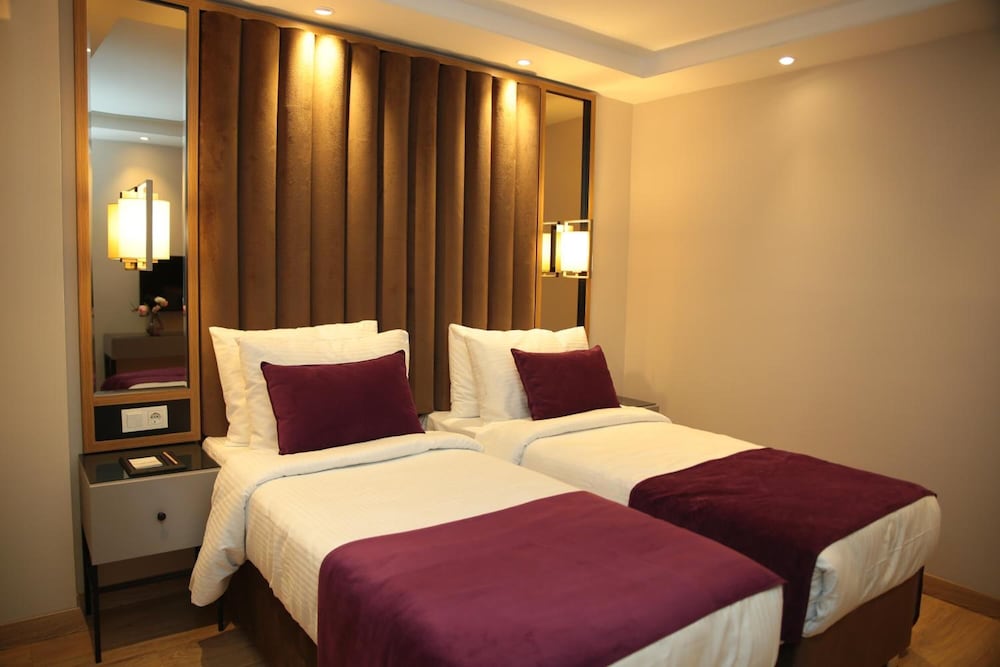 The Roomy Hotel Nisantasi