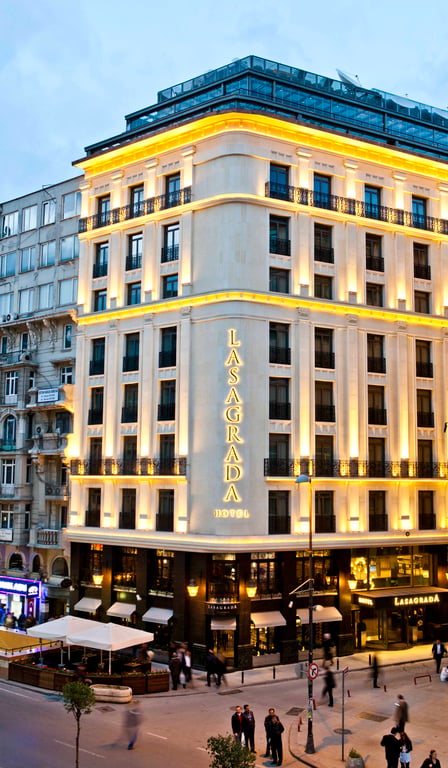 Lasagrada Hotel