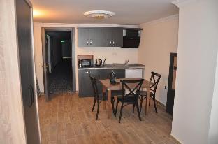 Piyes Hotel