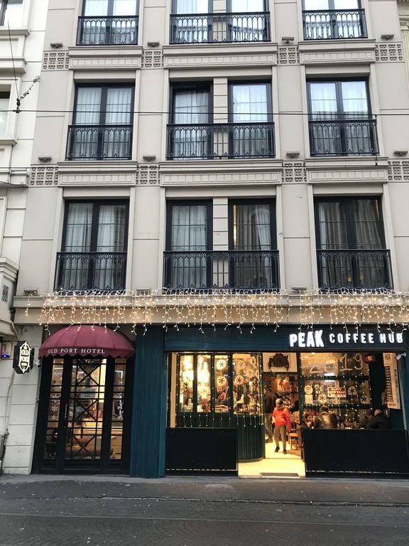 Old Port Hotel