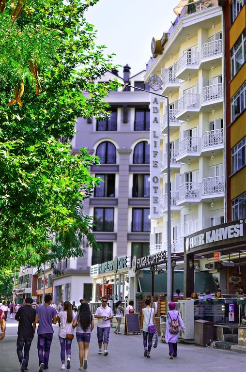 Ada Life Hotel
